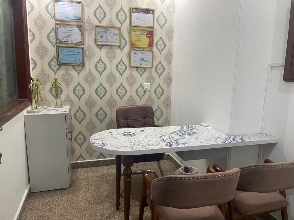 Skinesis clinique vasant vihar best skin doctor in delhi